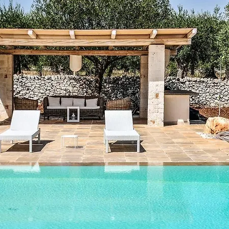 Casa di campagna La Cummersa Bianca Locorotondo